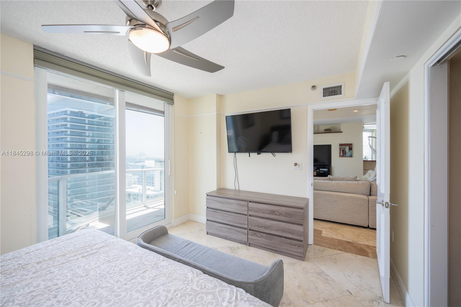 THE GRANDVIEW CONDO - Residential