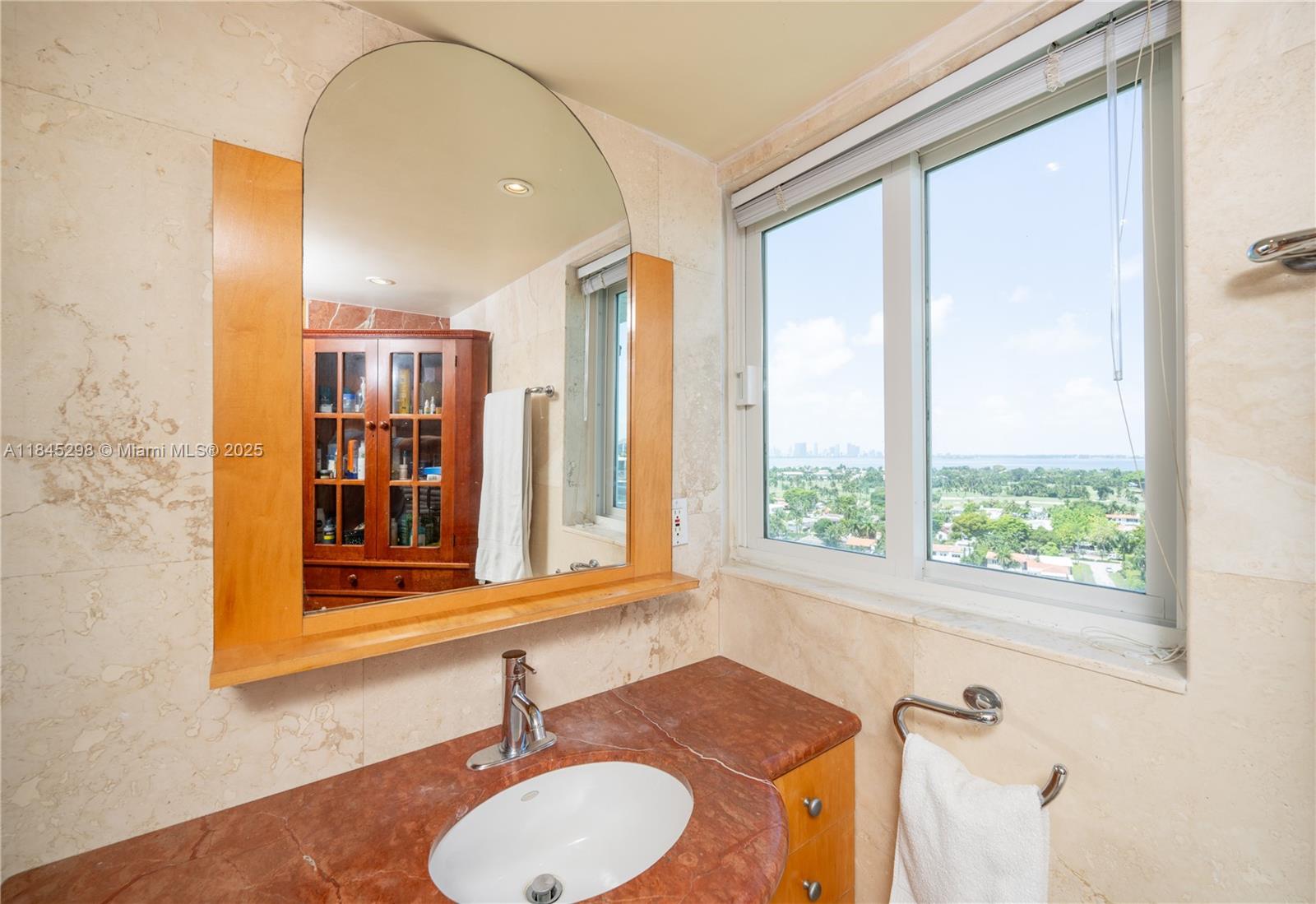 THE GRANDVIEW CONDO - Residential