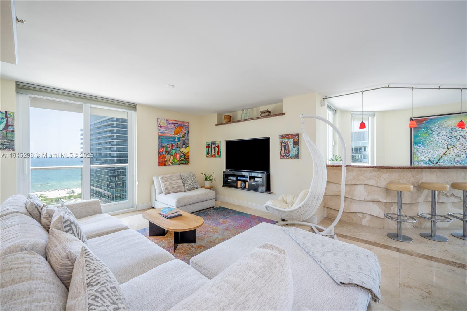 THE GRANDVIEW CONDO - Residential