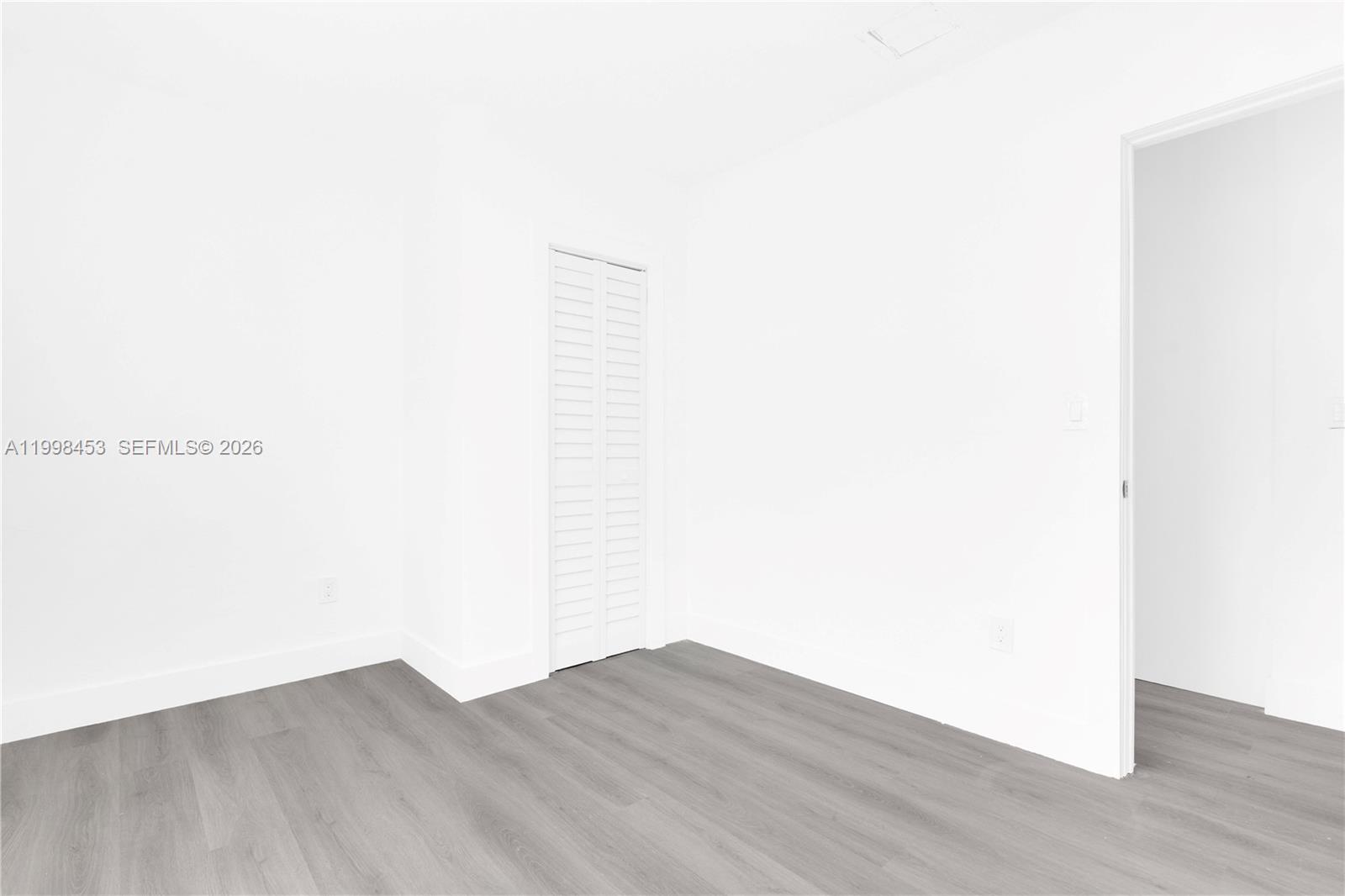RICHMOND HEIGHTS - Residential