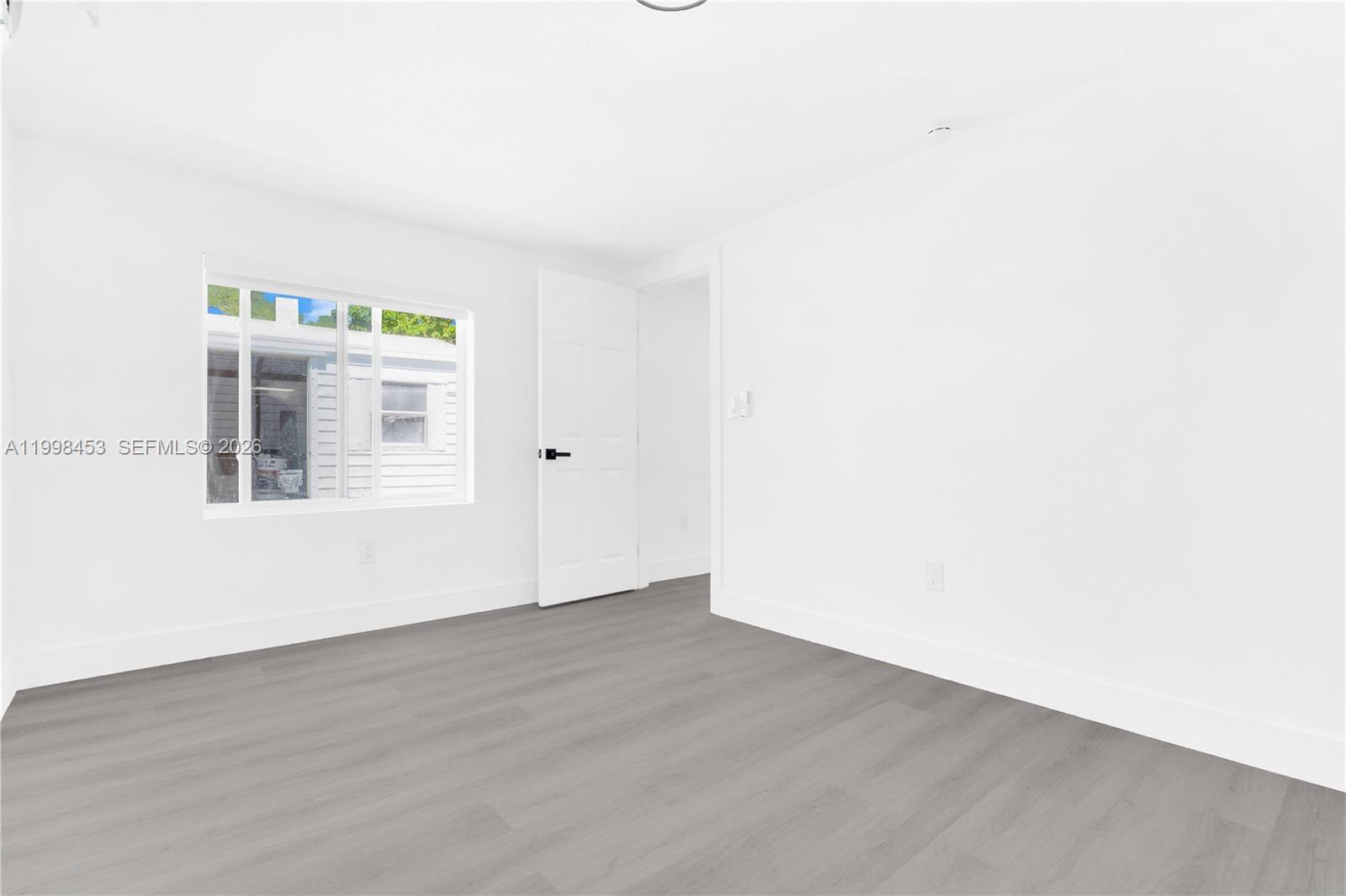 RICHMOND HEIGHTS - Residential
