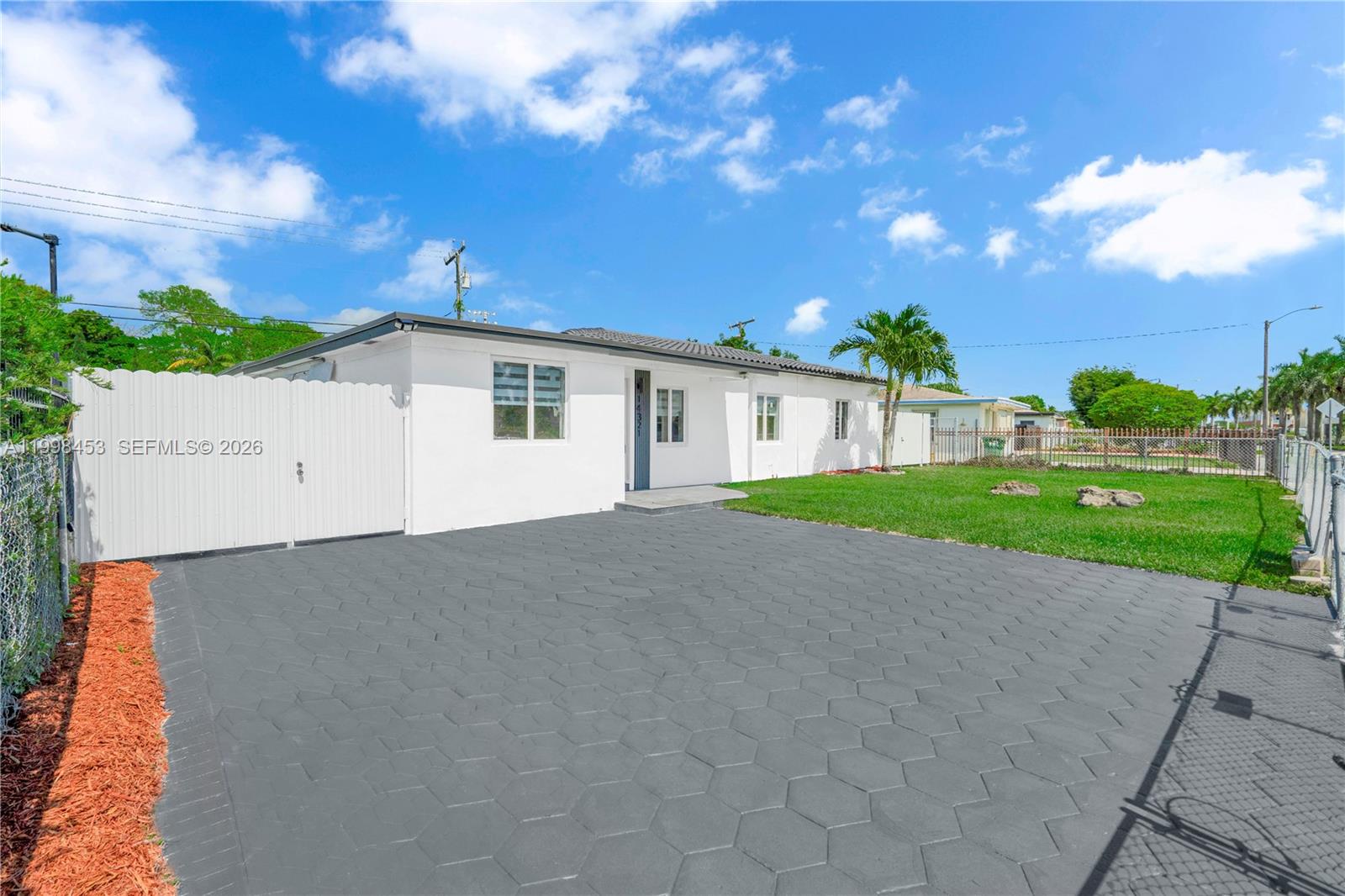 RICHMOND HEIGHTS - Residential