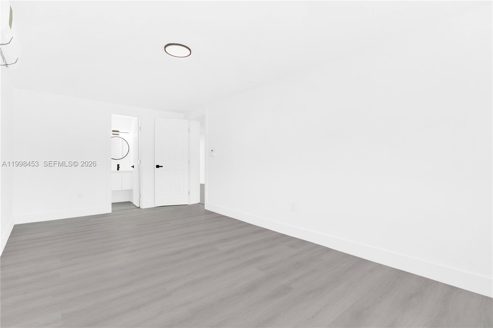 RICHMOND HEIGHTS - Residential