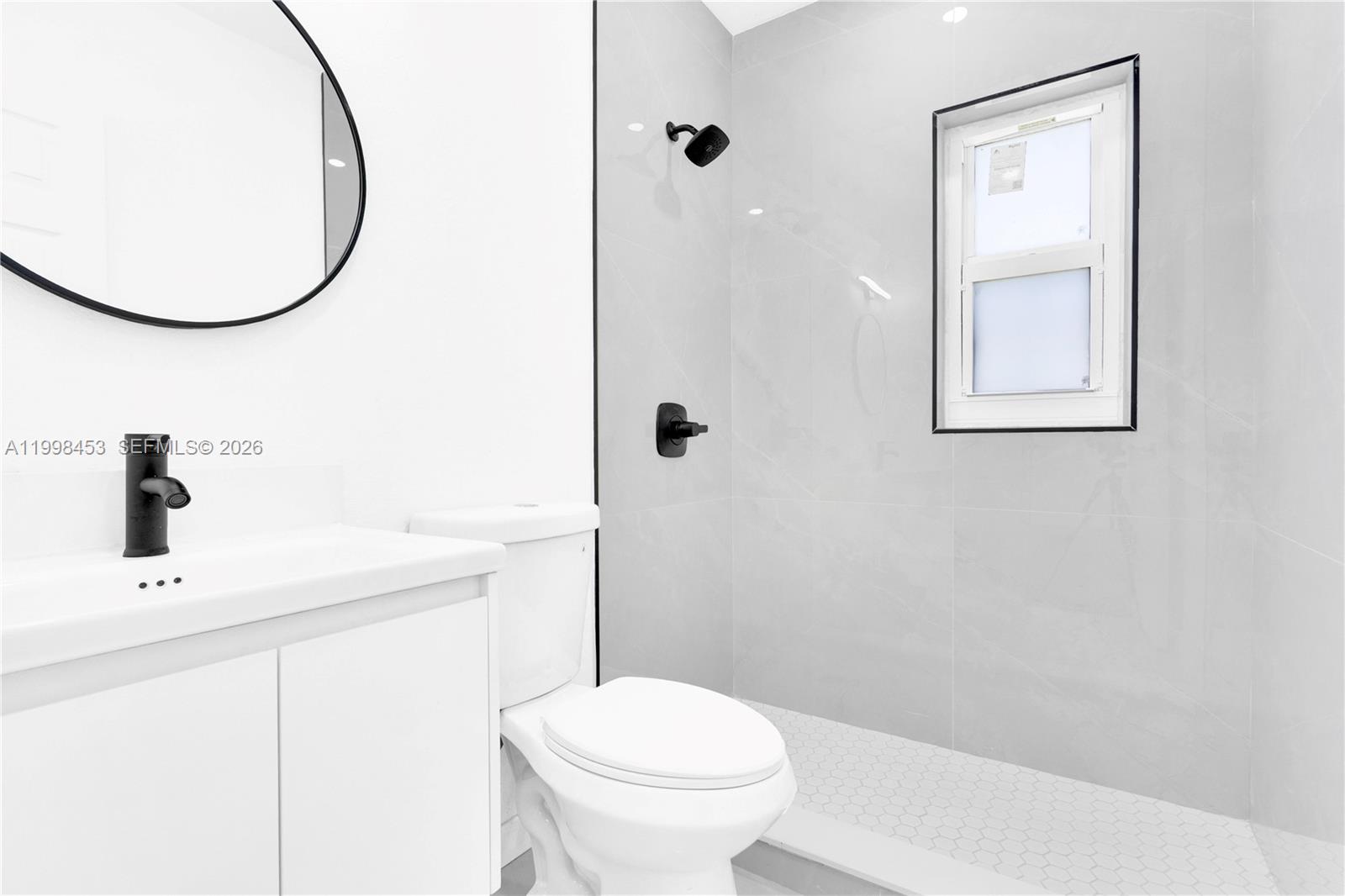 RICHMOND HEIGHTS - Residential