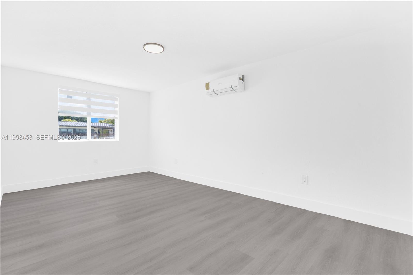 RICHMOND HEIGHTS - Residential