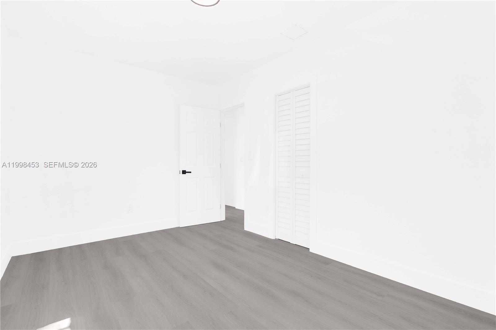 RICHMOND HEIGHTS - Residential