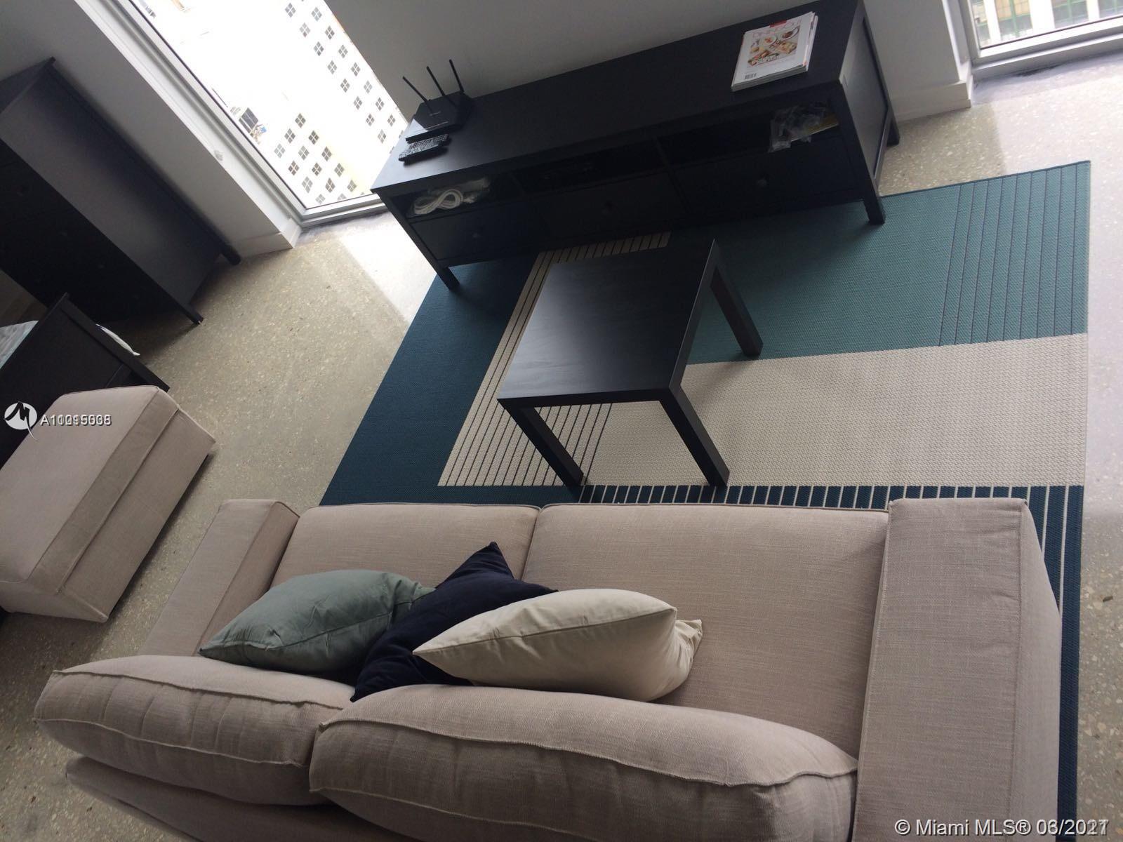 CENTRO CONDO - Residential Lease