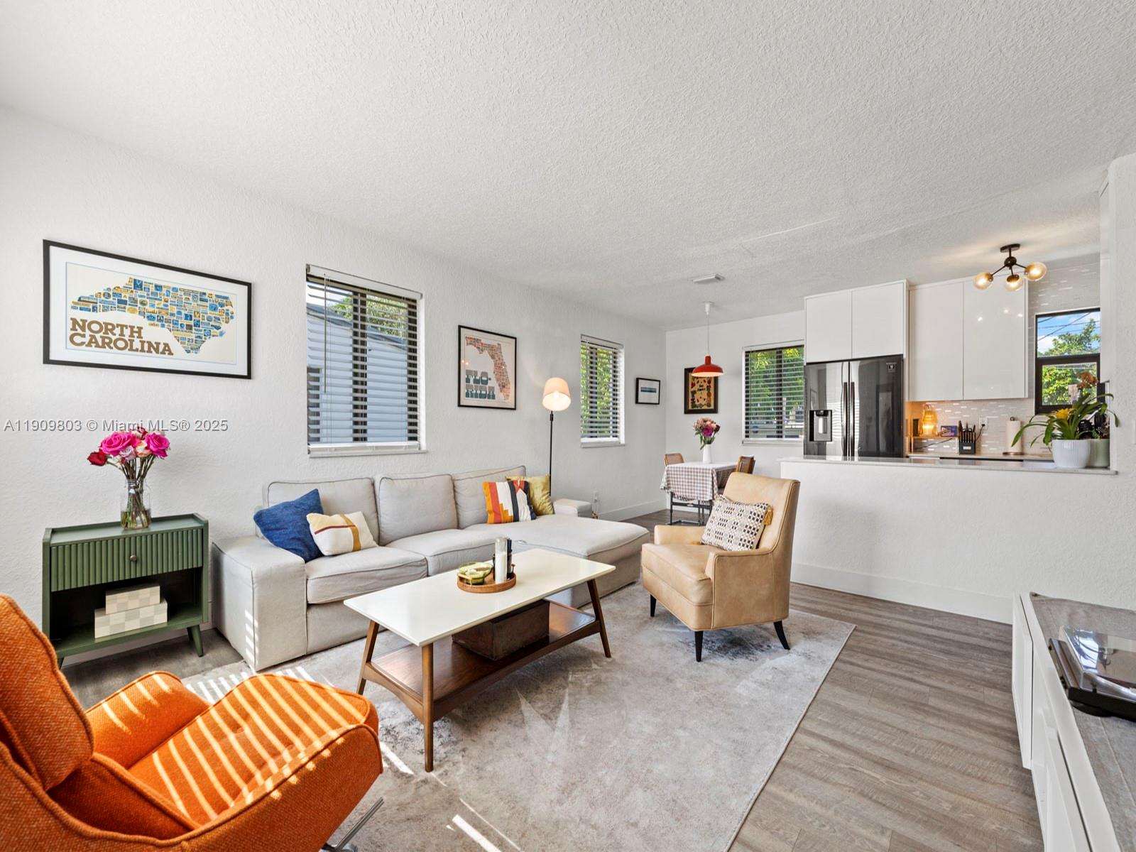 JILLSHAR-DARRYLCAR - Residential