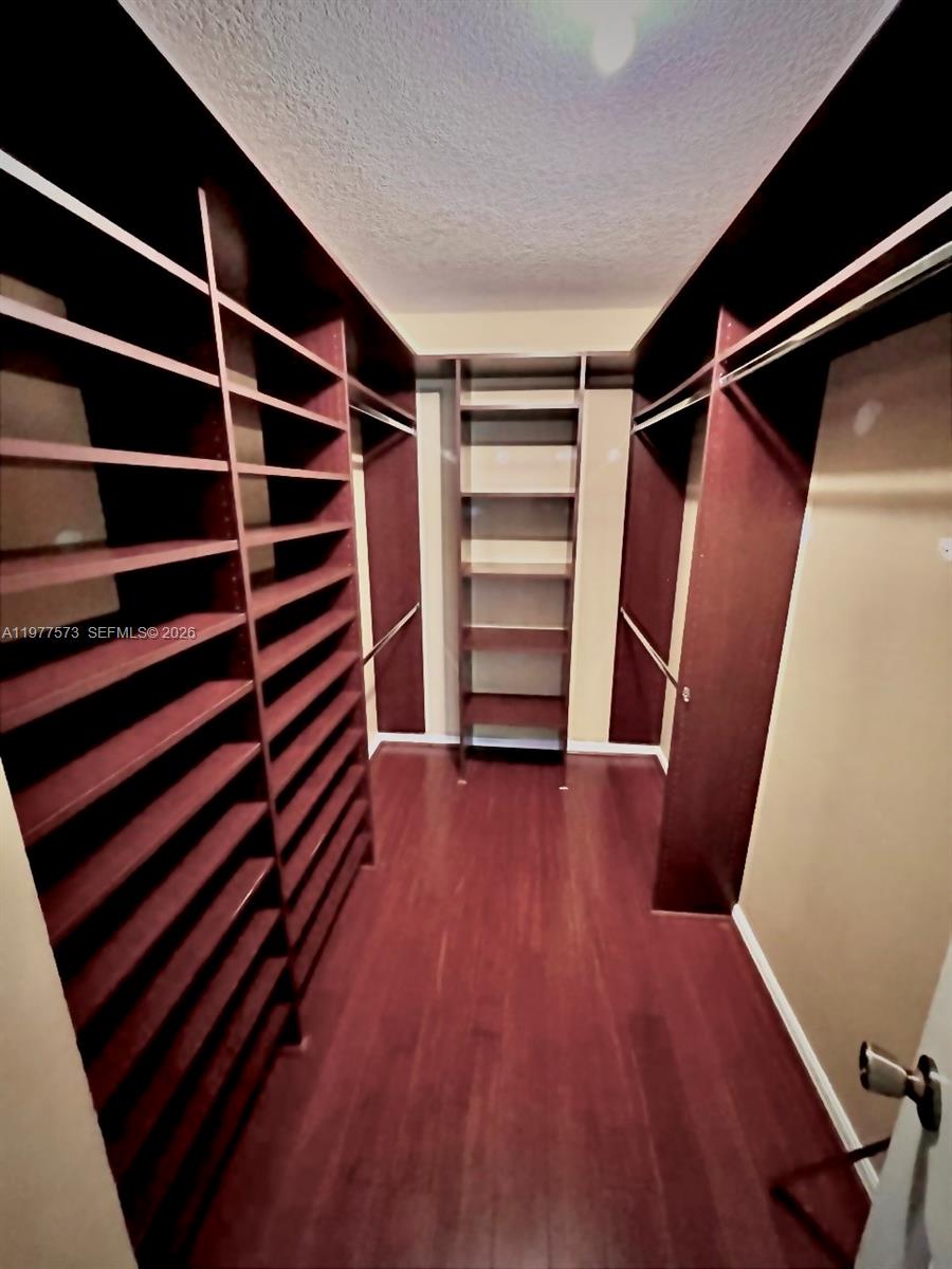 PELICAN BAY AT OLD CUTLER - Residential