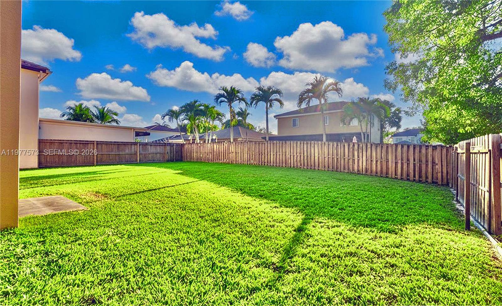 PELICAN BAY AT OLD CUTLER - Residential