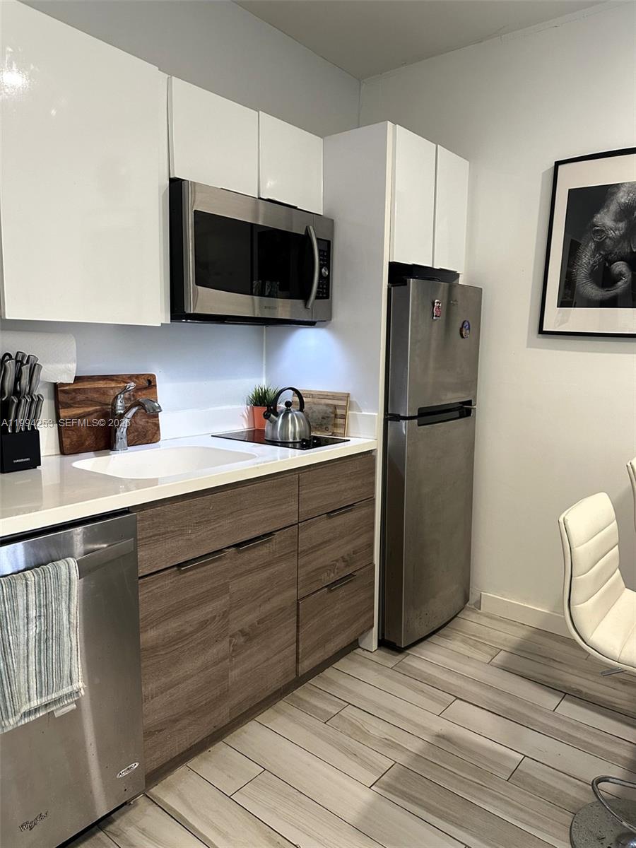 LINCOLN SUB - Residential Lease