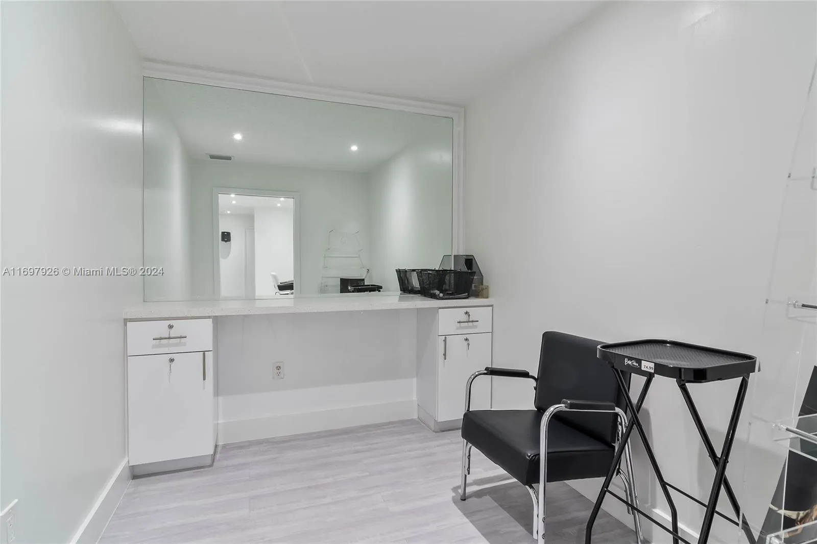 Miami, Florida 33155, United States, ,Commercial,Active,31013