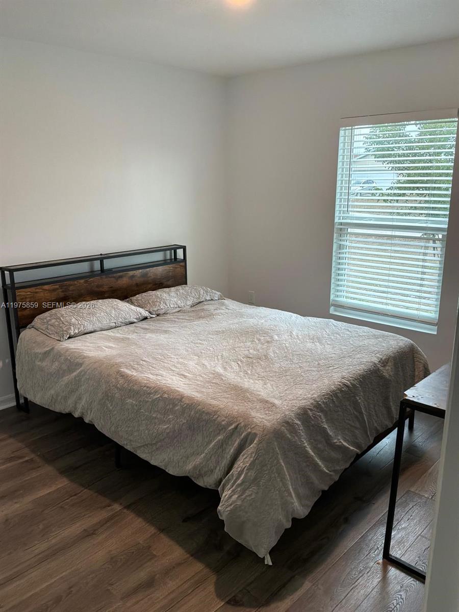 PORT ST LUCIE SECTION 9 - Residential Lease