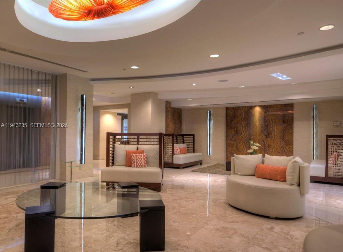 CLUB ATLANTIS CONDO - Residential