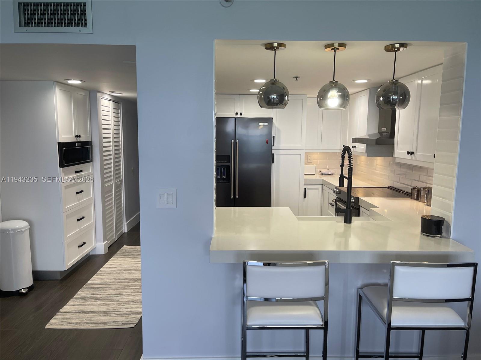 CLUB ATLANTIS CONDO - Residential