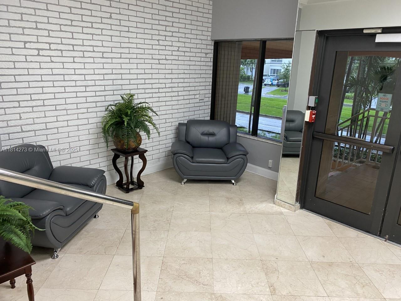WATERSIDE TOWERS CONDO - Residential Lease