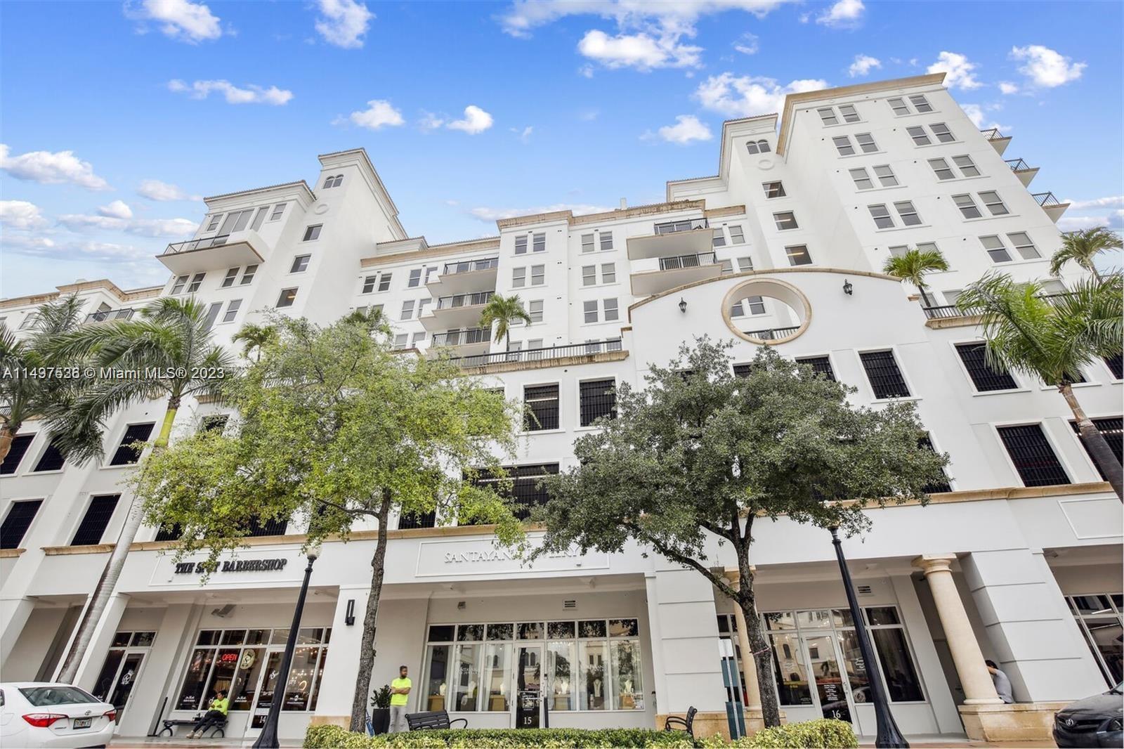 Remodeled unit in the heart of Coral Gables next to Merrick Park Shops, 2/2 European Kitchen with porcelain floors, custom closet in master bedroom, freshly painted, brand new appliances and window treatments. Spacious bedrooms with split layout and a terrace. Unit has EV charging connected on parking spot.