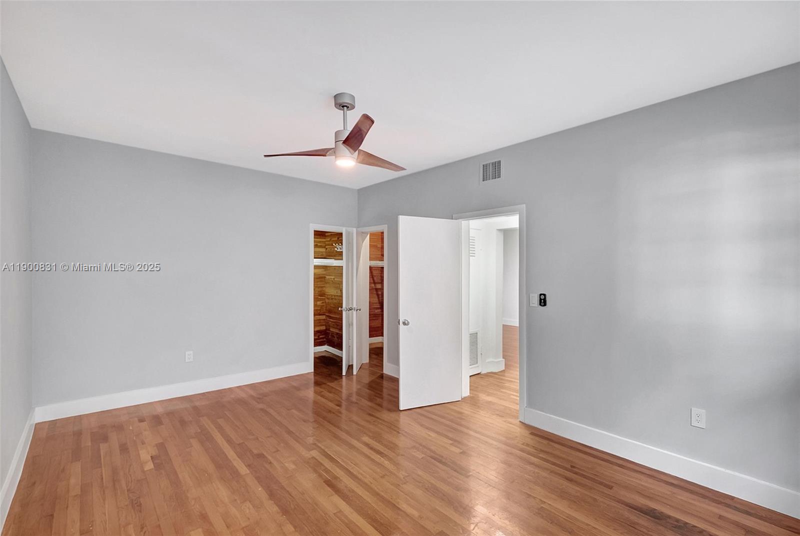 BAY DRIVE CONDO - Residential