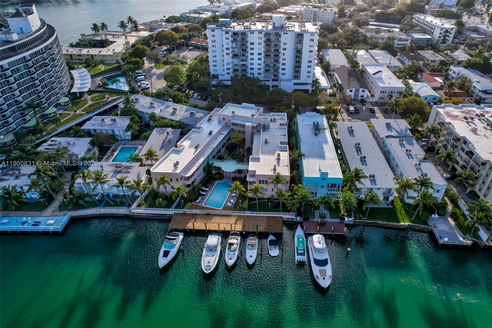 BAY DRIVE CONDO - Residential