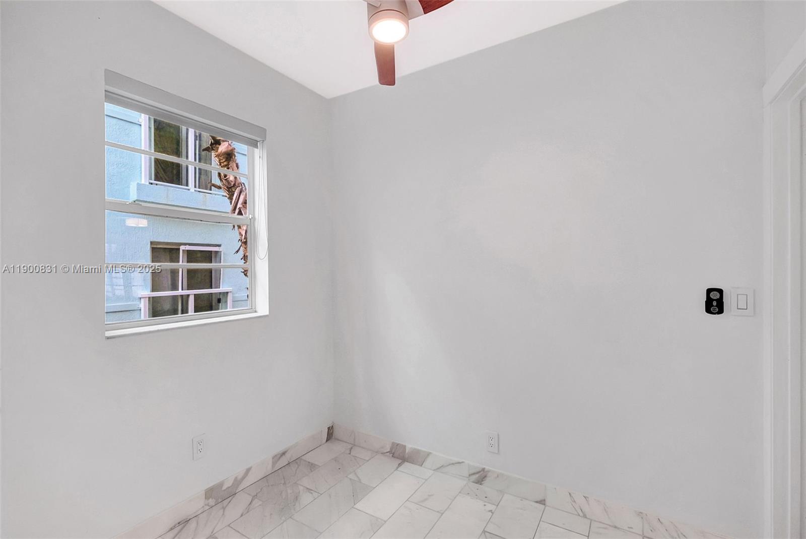 BAY DRIVE CONDO - Residential