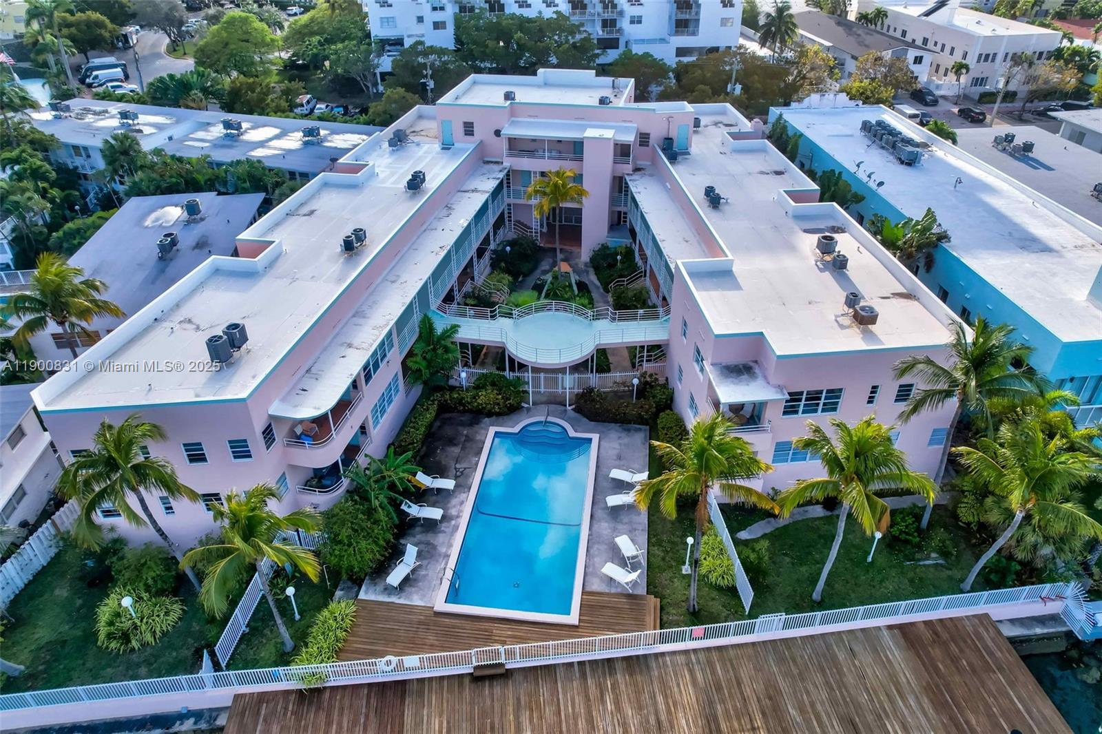 BAY DRIVE CONDO - Residential