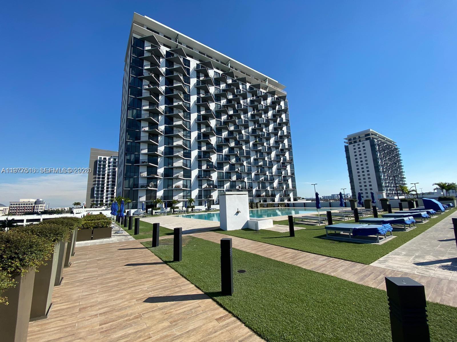 5300 PASEO CONDO - Residential Lease