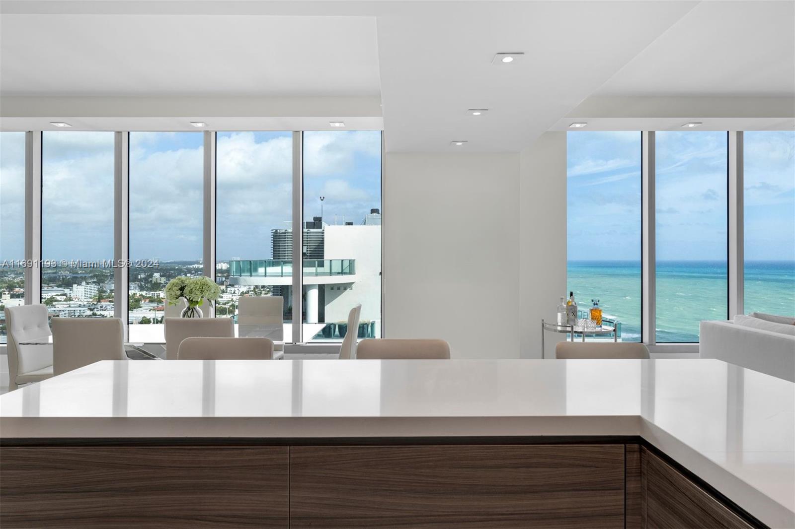 NORTH CARILLON BEACH COND - Residential