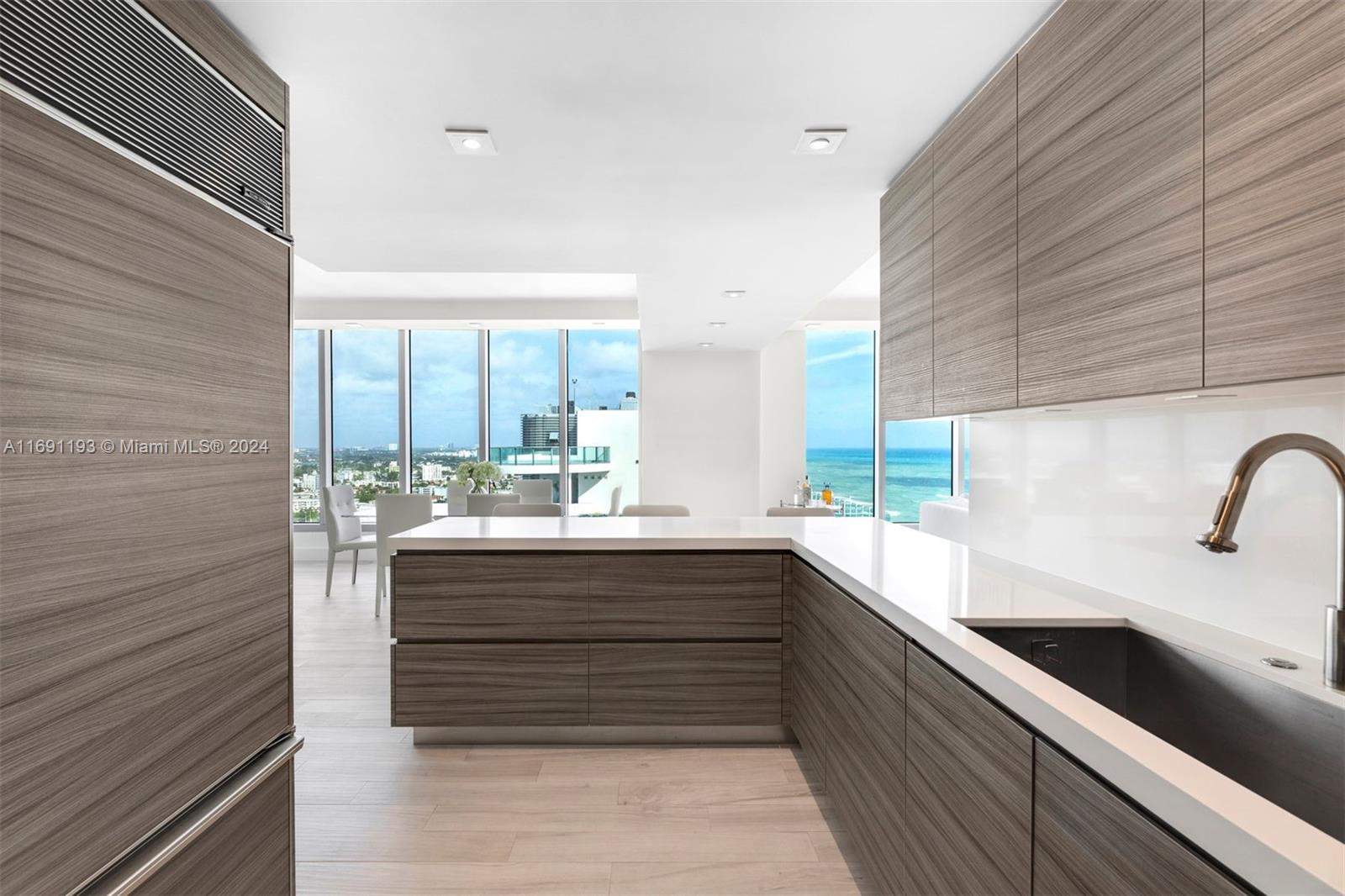 NORTH CARILLON BEACH COND - Residential