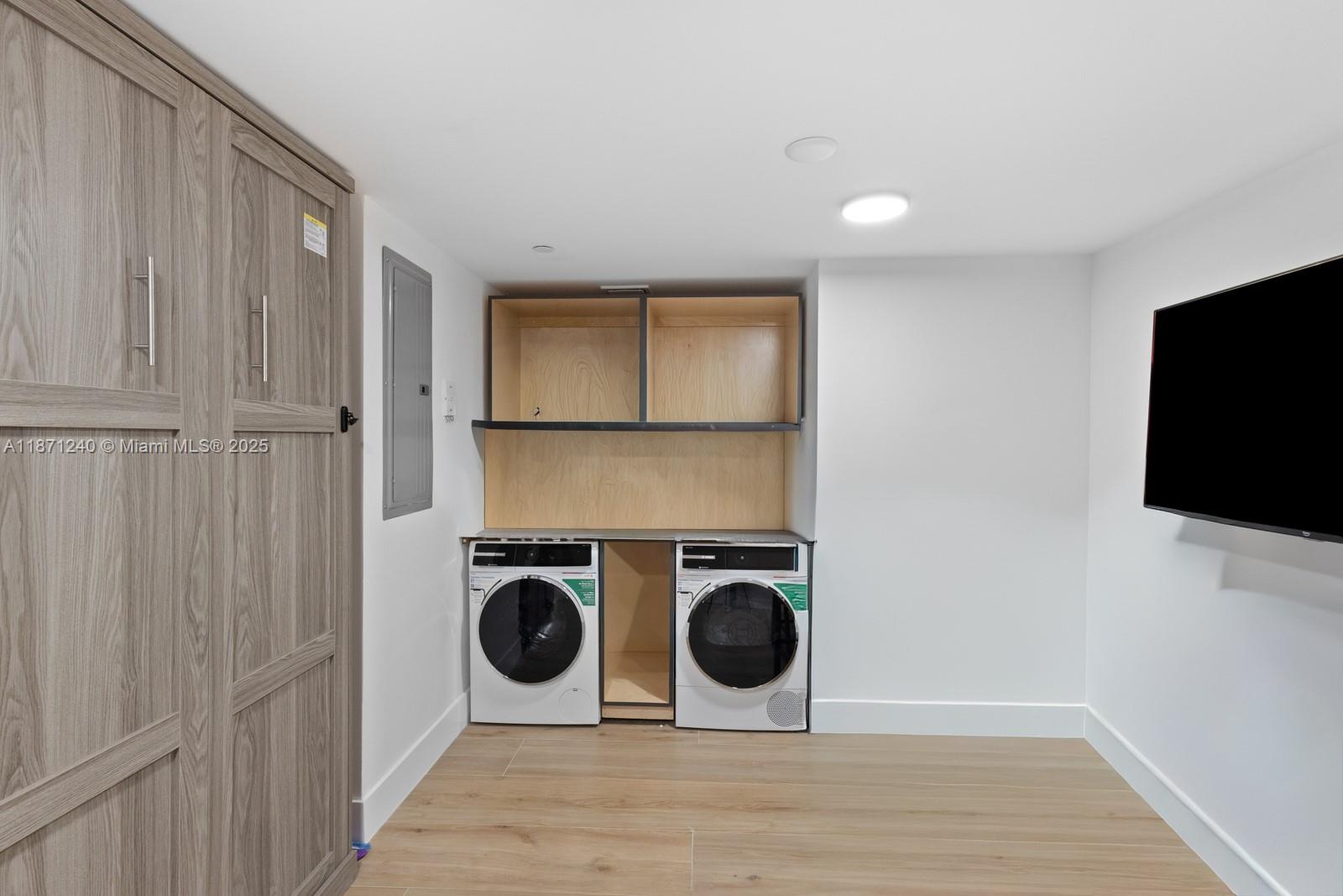 KEY COLONY NO 2 CONDO - Residential Lease