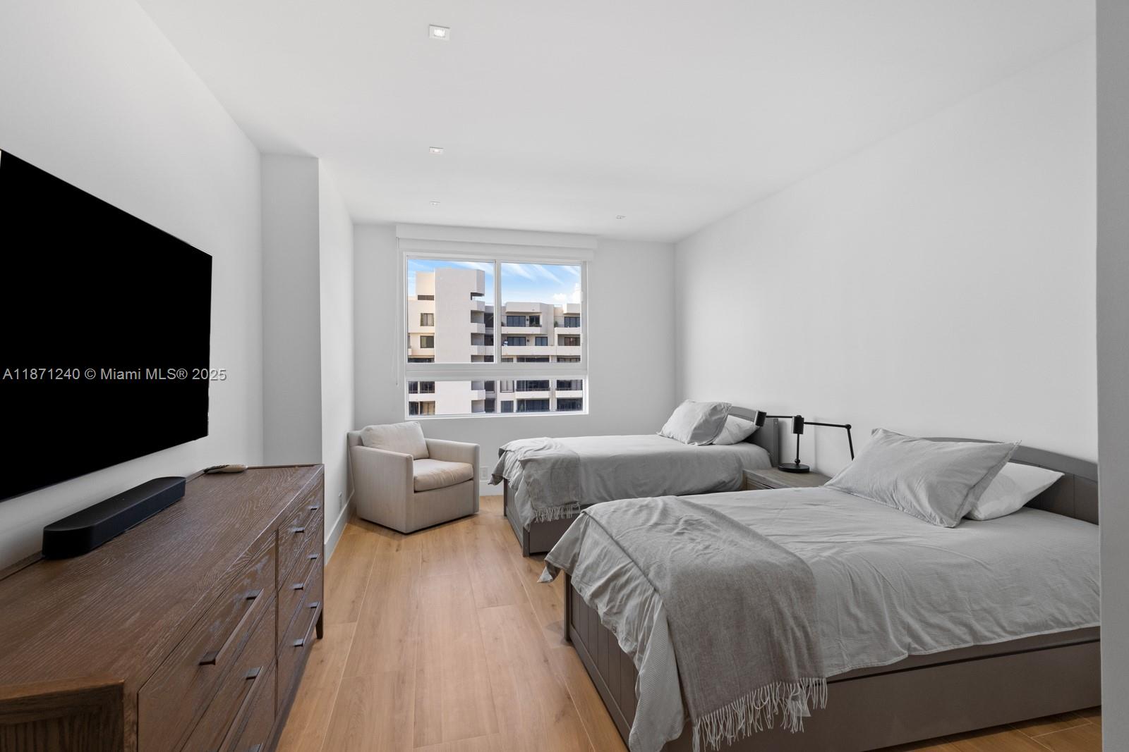 KEY COLONY NO 2 CONDO - Residential Lease