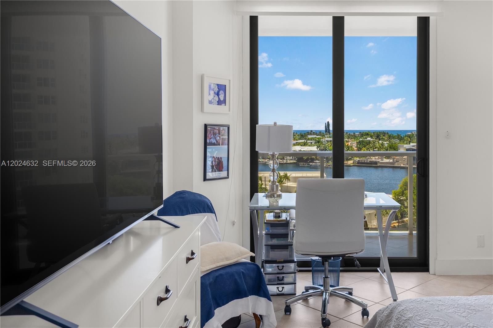 HAMPTONS WEST CONDO - Residential