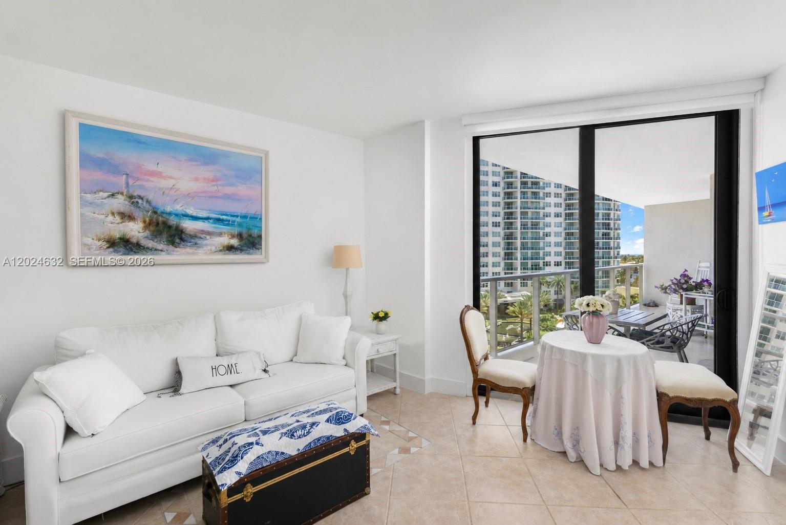 HAMPTONS WEST CONDO - Residential