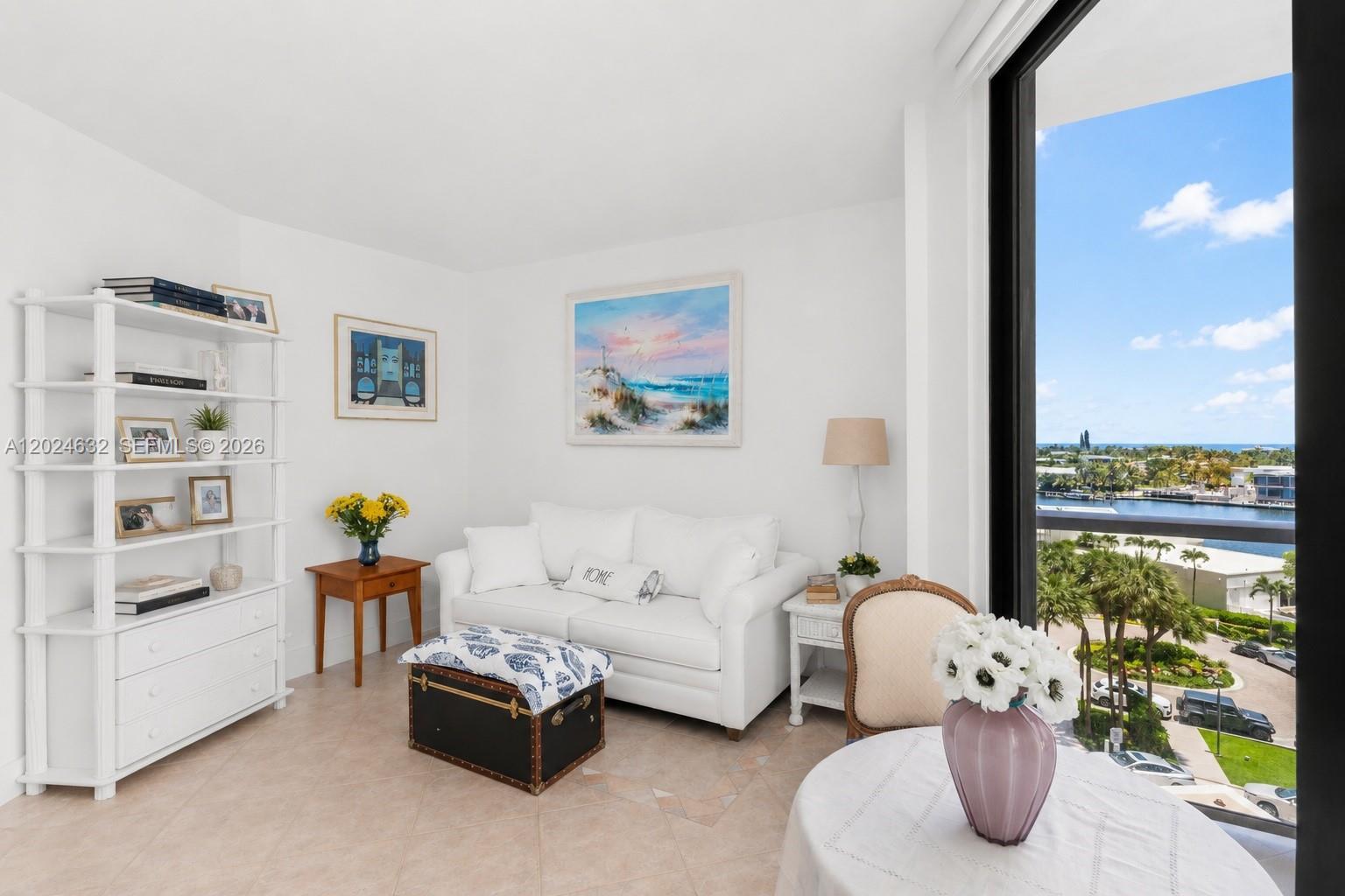 HAMPTONS WEST CONDO - Residential