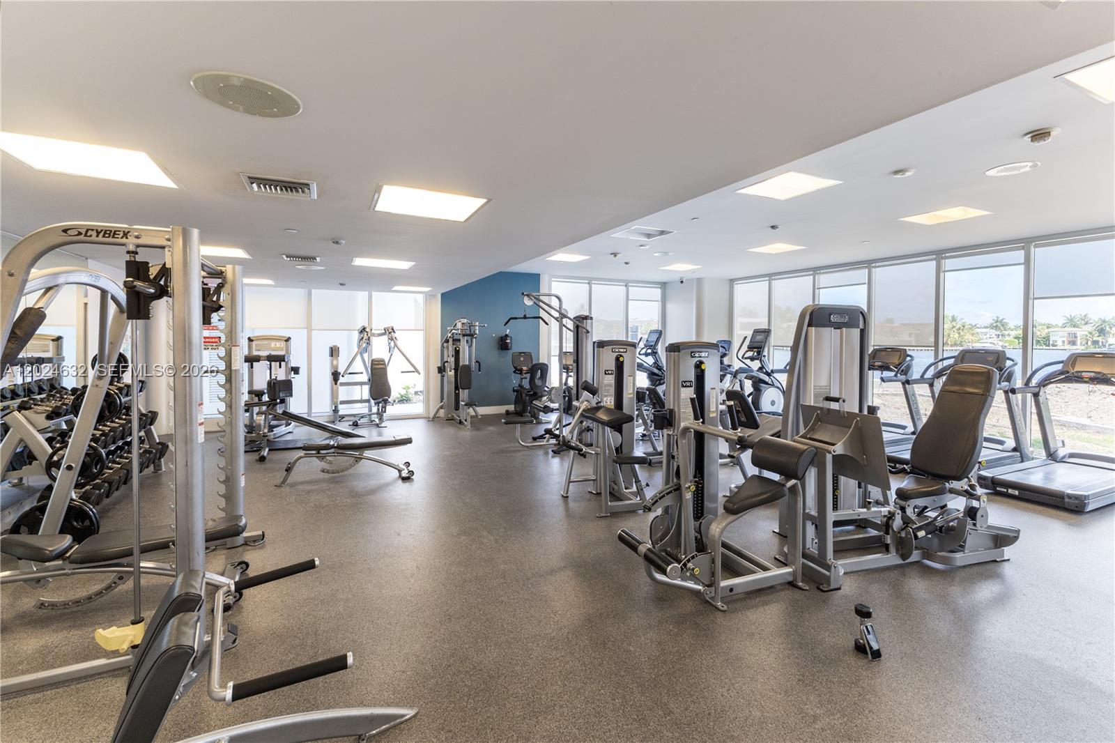 HAMPTONS WEST CONDO - Residential