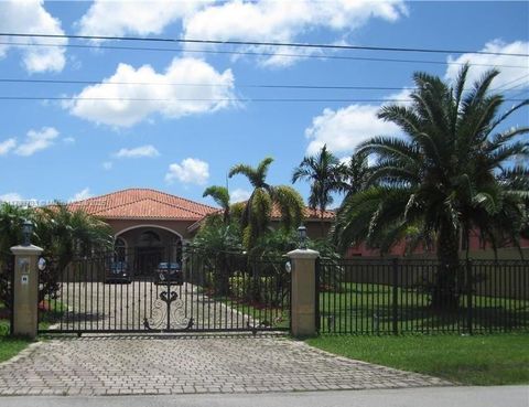 4025 SW 128th ave Miami FL 33175