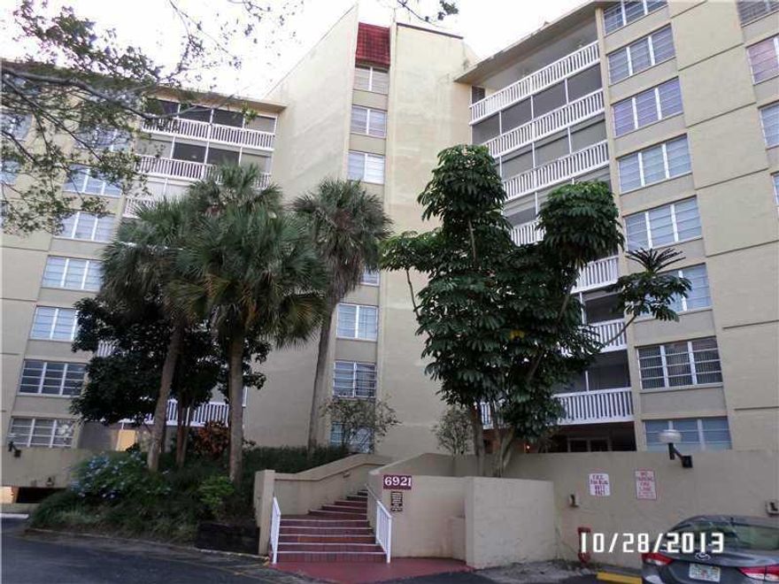 Large corner apartment, nice layout, nice large balcony. Agents read Broker remarks