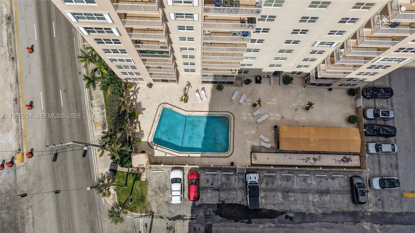 STRATFORD TOWERS CONDO - Residential