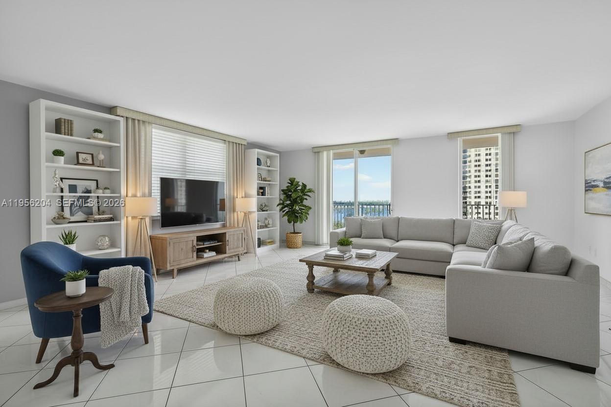 STRATFORD TOWERS CONDO - Residential