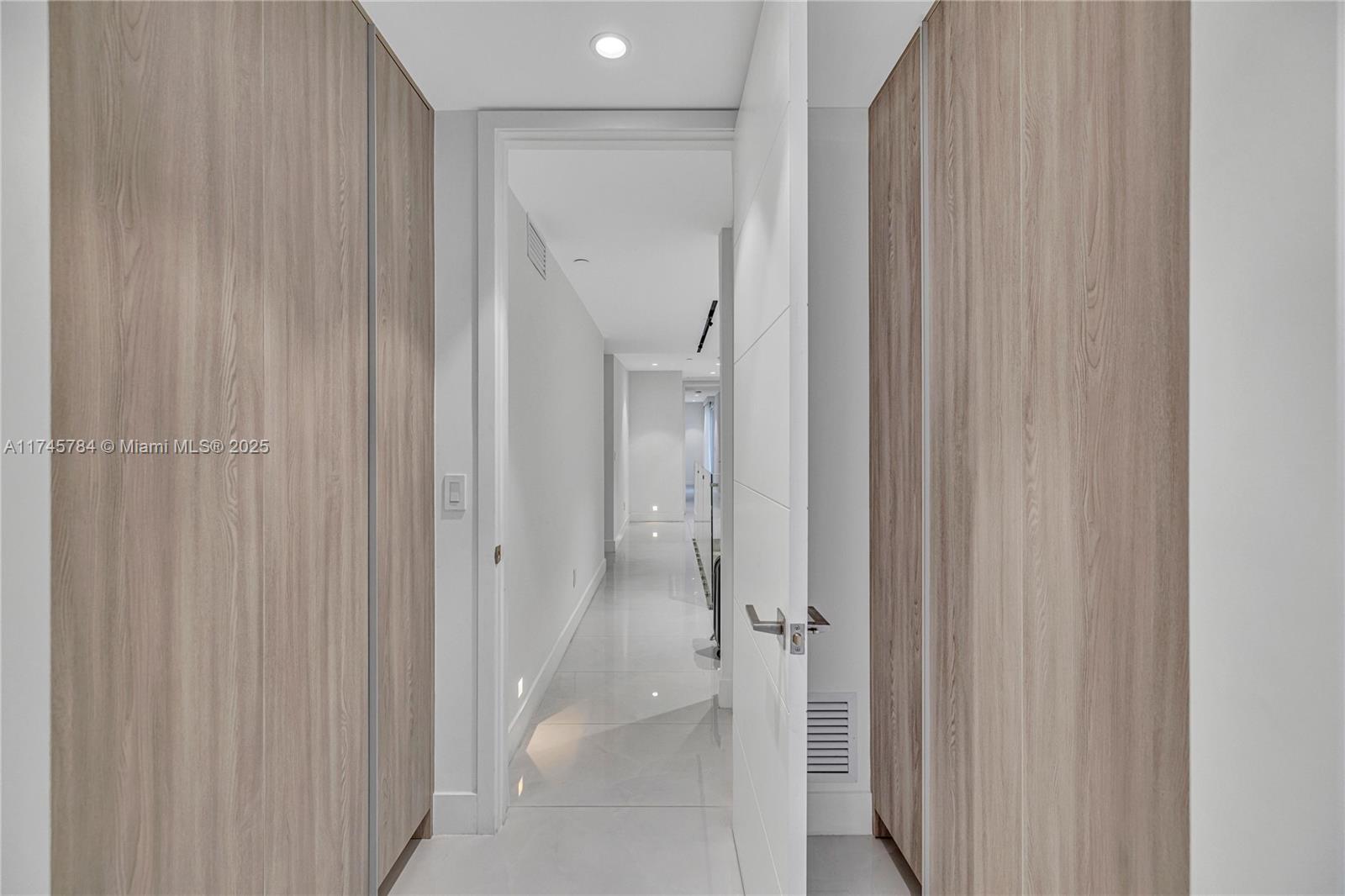 THE RESERVE OF PINECREST - Residential