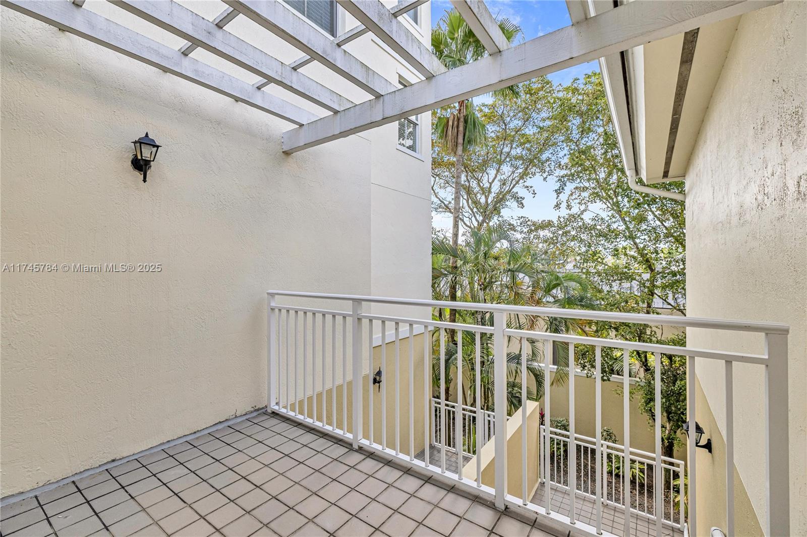 THE RESERVE OF PINECREST - Residential