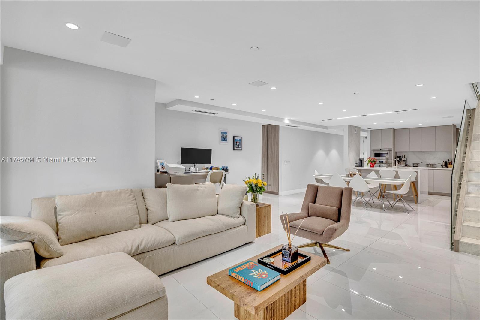 THE RESERVE OF PINECREST - Residential