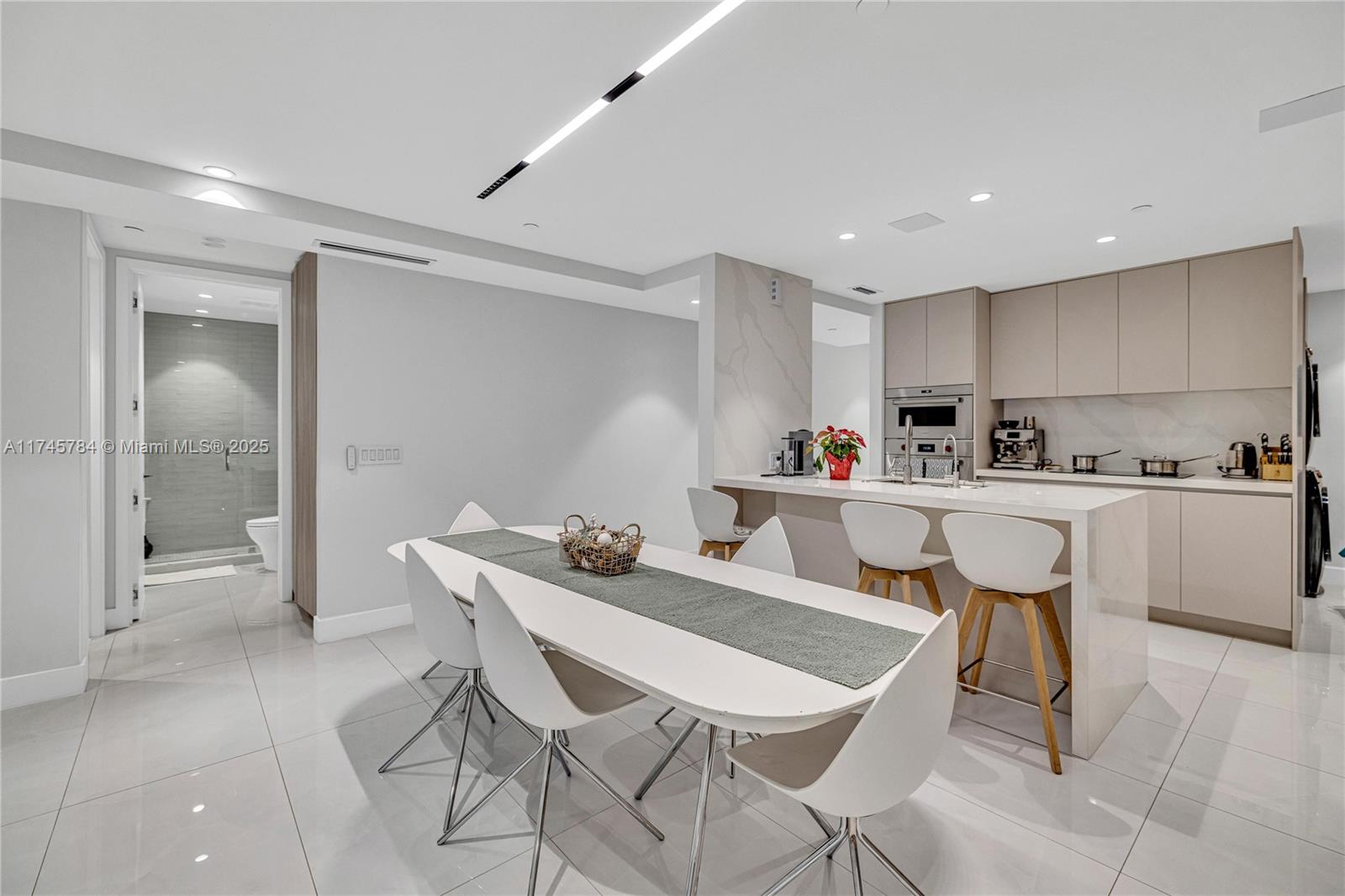 THE RESERVE OF PINECREST - Residential