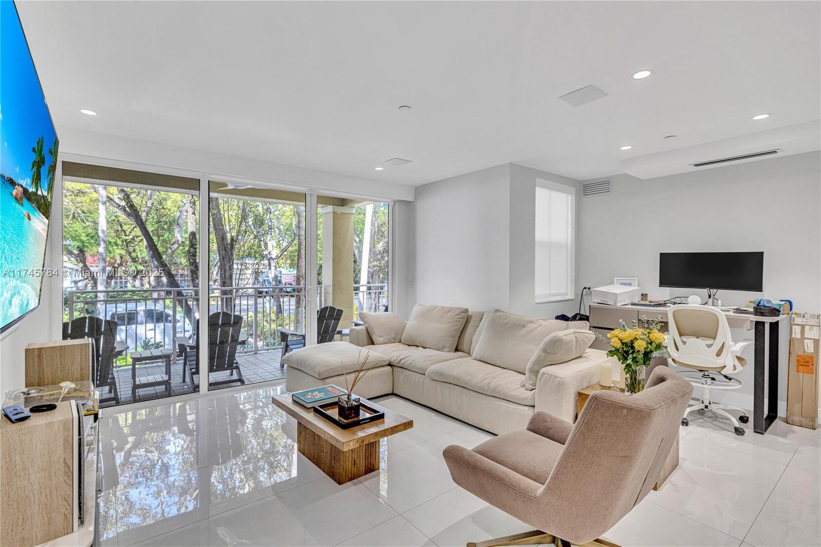 THE RESERVE OF PINECREST - Residential