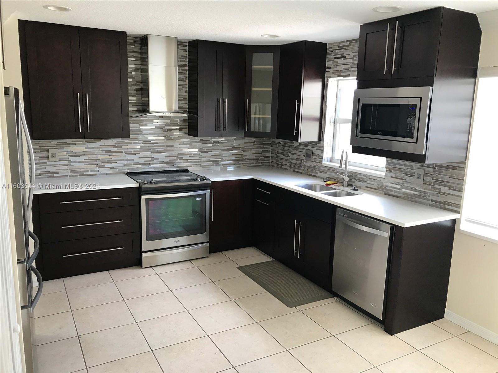 COCONUT POINT - Residential Lease
