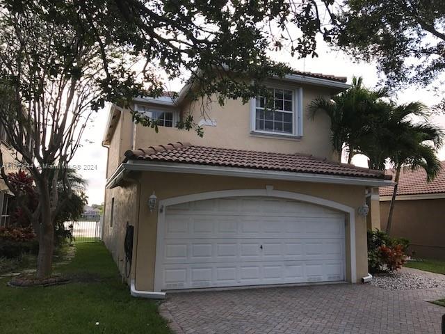 COCONUT POINT - Residential Lease