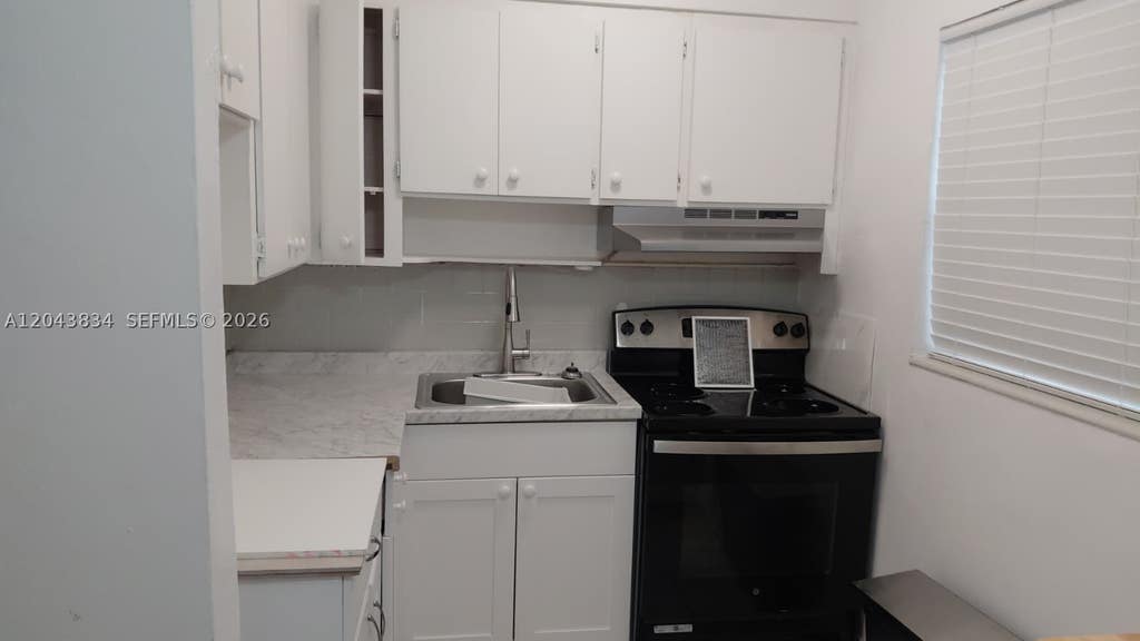 Photo of 2130 Garfield St #A, Hollywood, FL 33020 (MLS # A12043834)