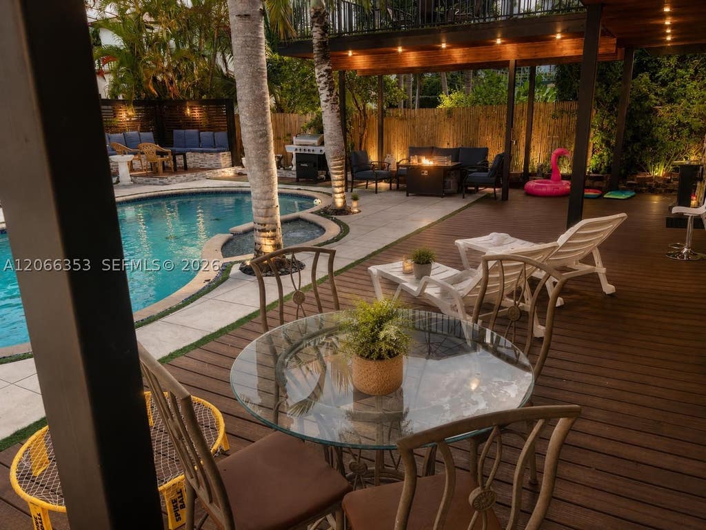 Photo of 1206 Buchanan St, Hollywood, FL 33019 (MLS # A12066353)