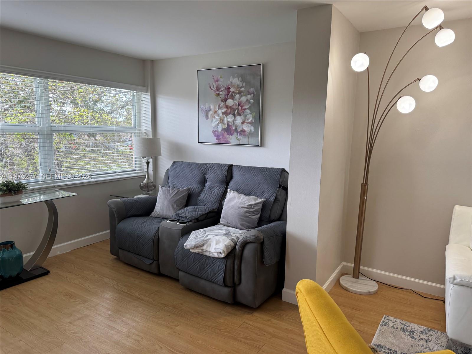 SUNRISE LAKES 101 CONDO - Residential