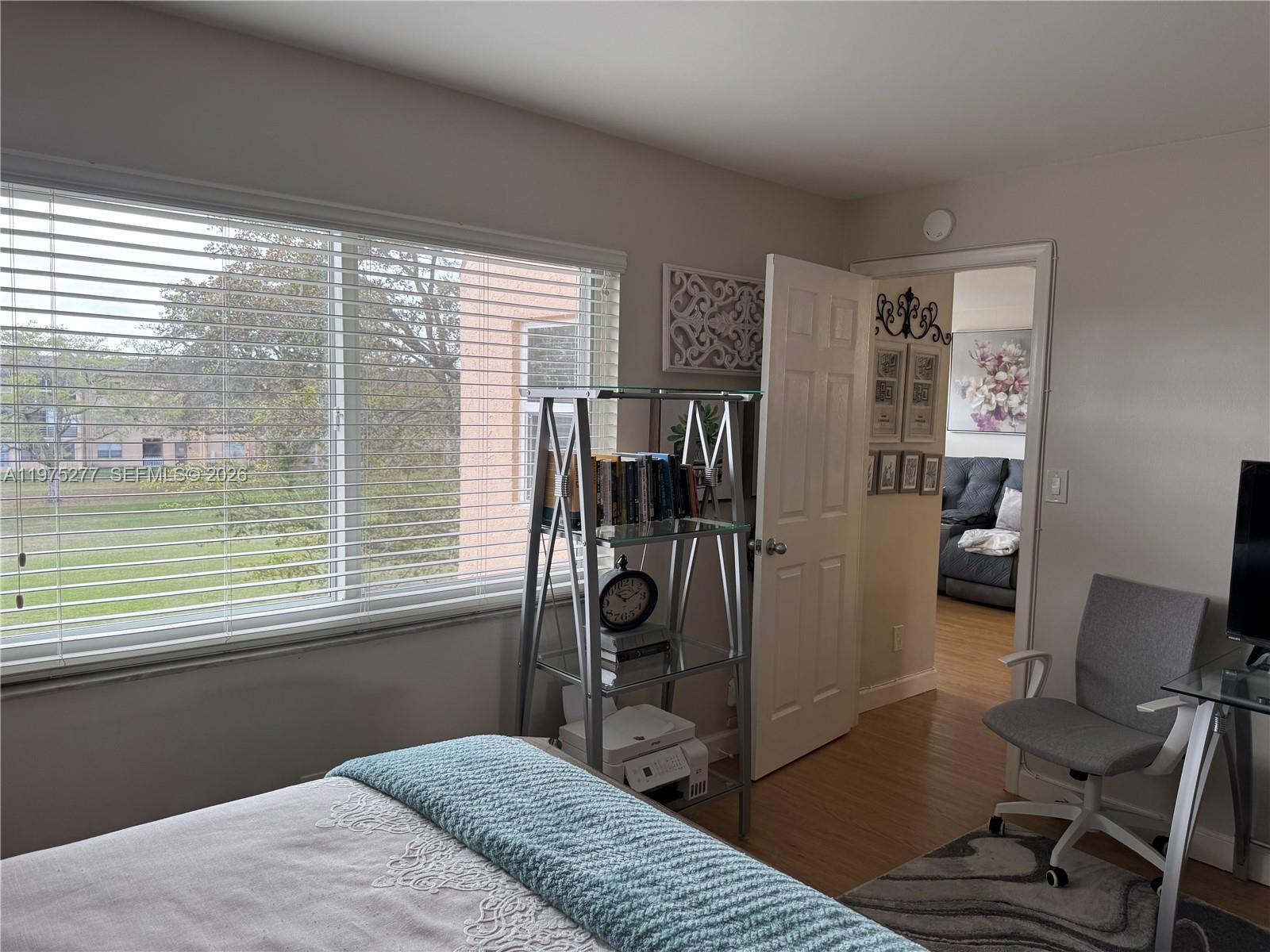 SUNRISE LAKES 101 CONDO - Residential