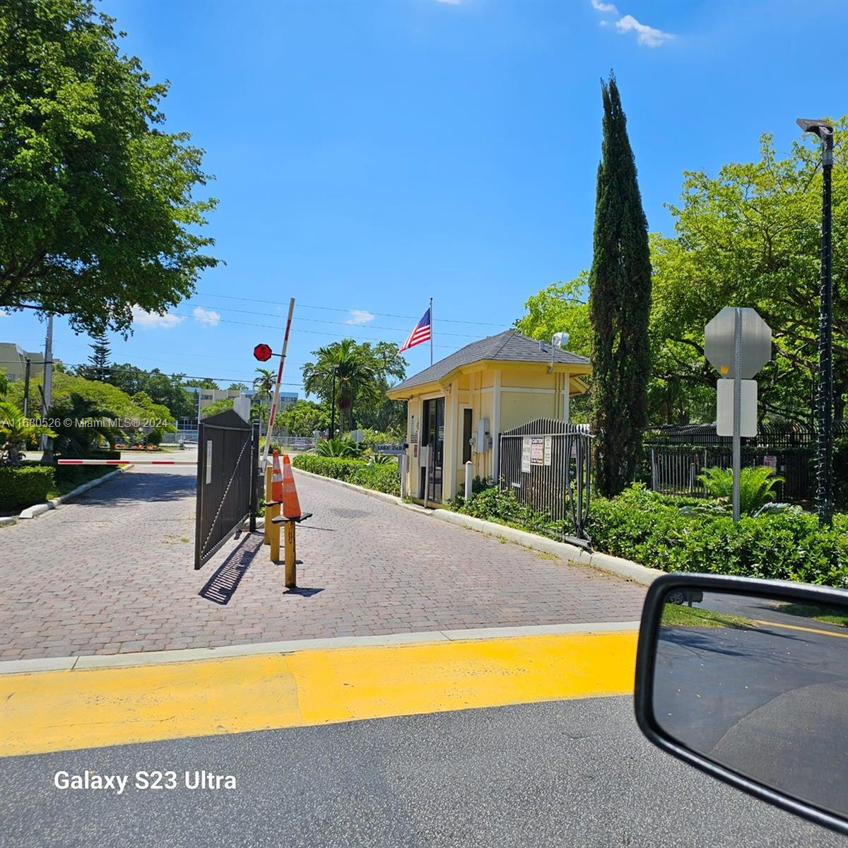 CARMEL CALIFORNIA CLUB CO - Residential